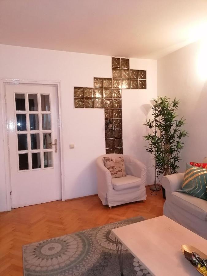 River View, In City Center Apartment Βουκουρέστι Εξωτερικό φωτογραφία